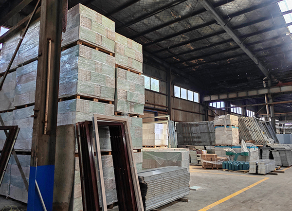 廠房實(shí)景（半成品）