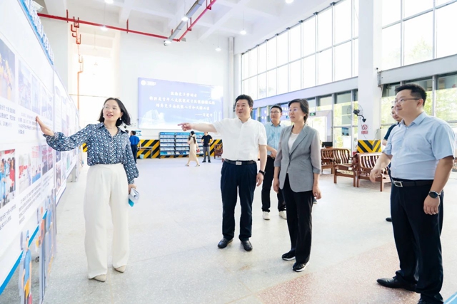湖北省人社廳黨組書記、廳長李述永到宜化實(shí)訓(xùn)基地調(diào)研